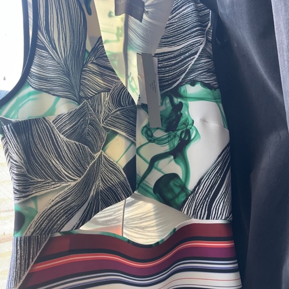 Brand New Form Fit Front Cut Out Dress - Picture 4 of 5